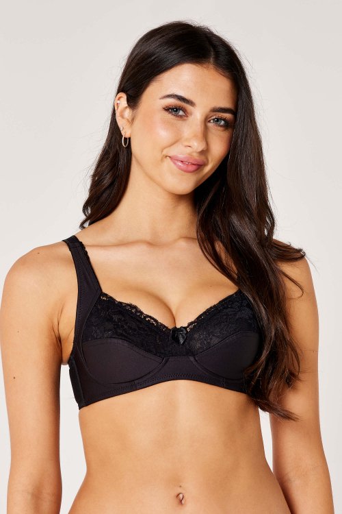 Non-Wired Bra with lace